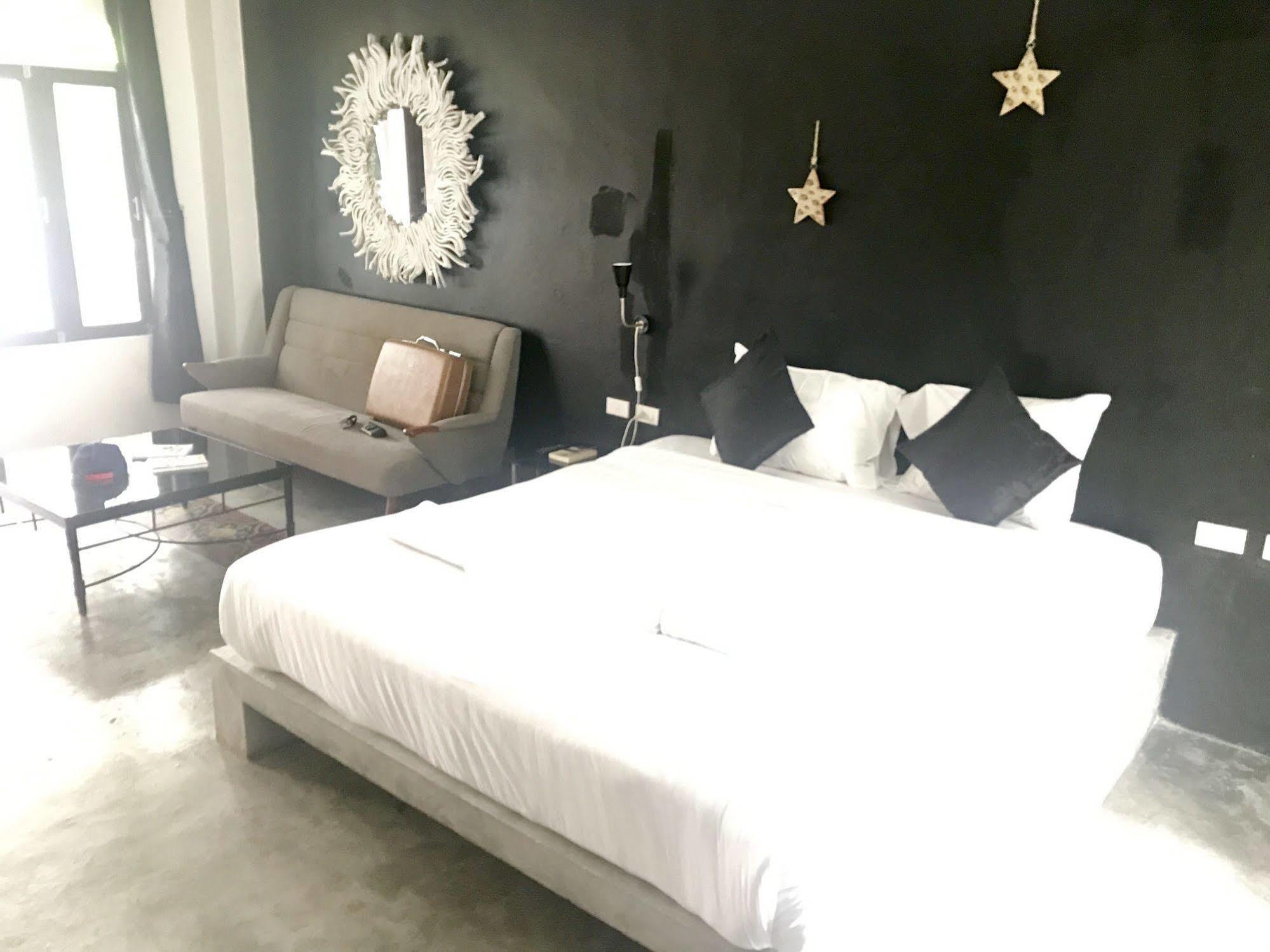 Chic Boutique Hotel Phuket Dış mekan fotoğraf